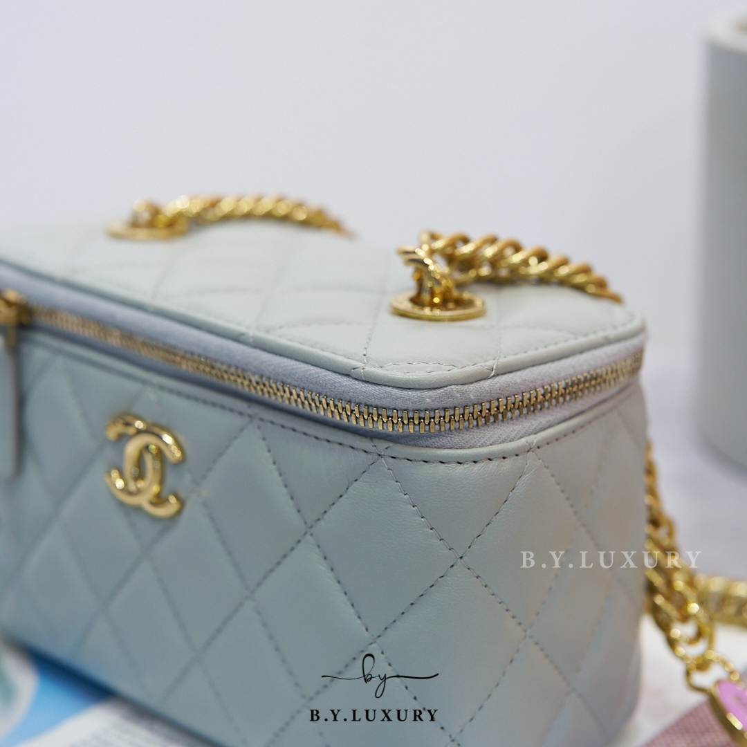 閑置品 CHANEL Vanity Case 長盒子包 淺灰藍 金鏈