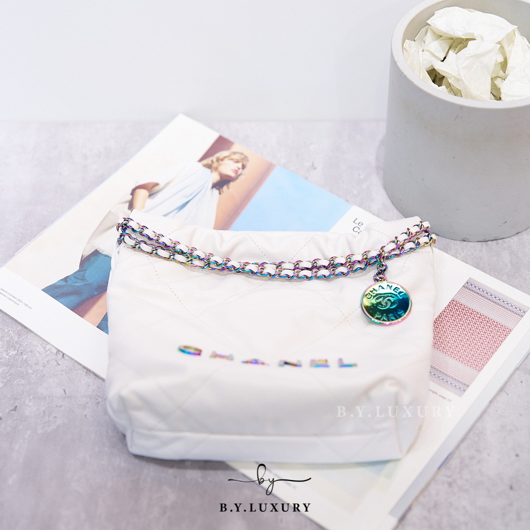 閑置品 CHANEL 22 mini VIP 24C 限量款 白色 小牛皮 幻彩 彩虹金屬
