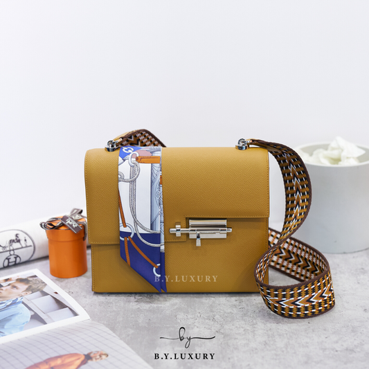 閑置品 HERMES Verrou 23 Epsom 2S 芝麻黃 特別編織帶 銀扣