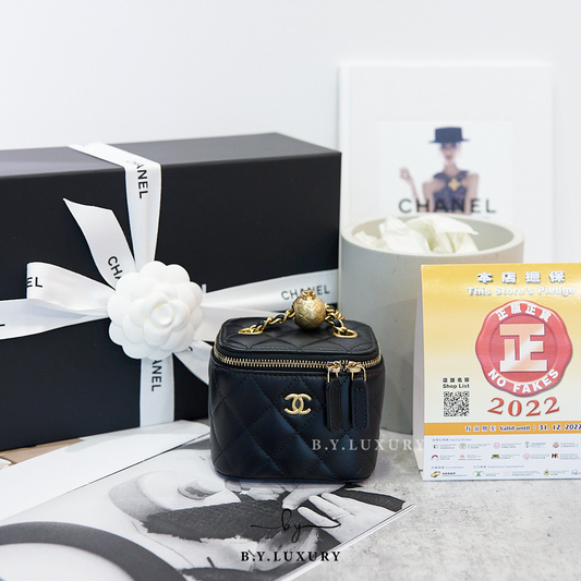 全新現貨 CHANEL mini Vanity Case 黑色 金球 小廢包 AP1447