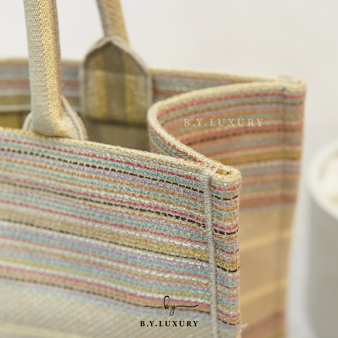 閑置品 DIOR Book Tote Medium 彩色細條紋刺繡編織 限定款
