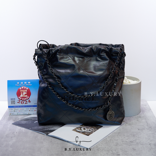 全新現貨 CHANEL 22 Small Shiny Calfskin So Black AS3260