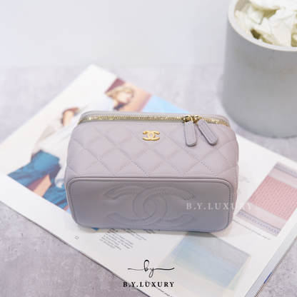 閑置品 CHANEL Vanity case 長盒子 盒子包 小羊皮 灰色 金球 AP2303