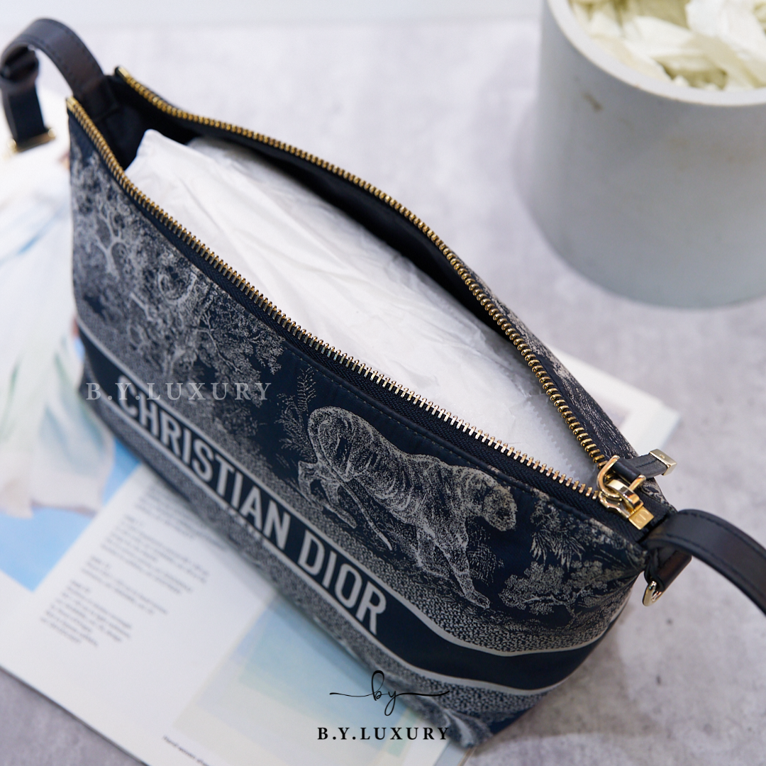 閑置品 DIOR Diortravel Nomad Pouch Canva