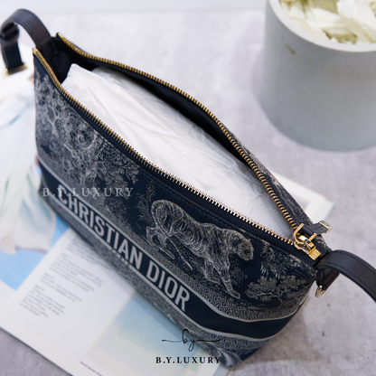 閑置品 DIOR Diortravel Nomad Pouch Canva